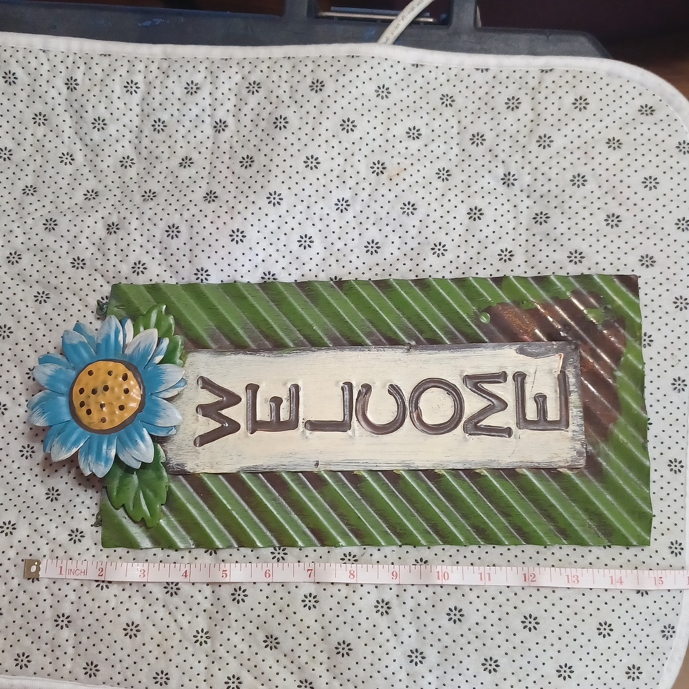 Welcome sign